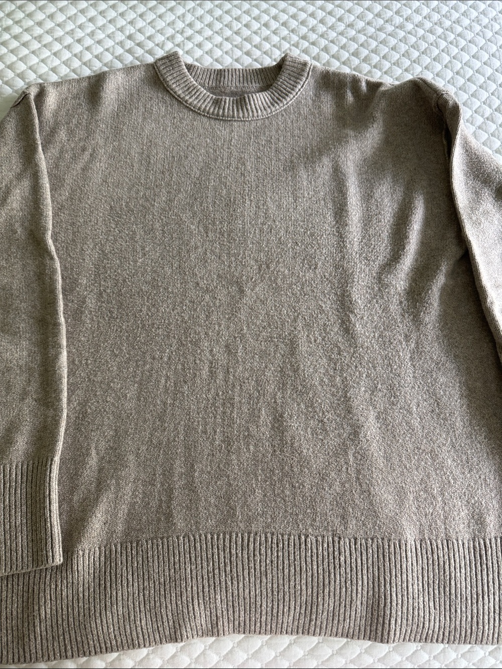 American Eagle Outfitters Women's Crewneck Sweater in Light Taupe